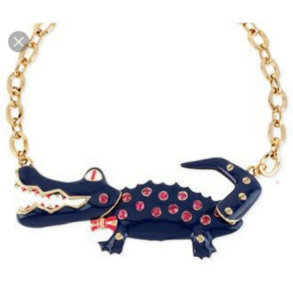 Betsey Johnson ALLIGATOR NECKLACE - Picture 2 of 14